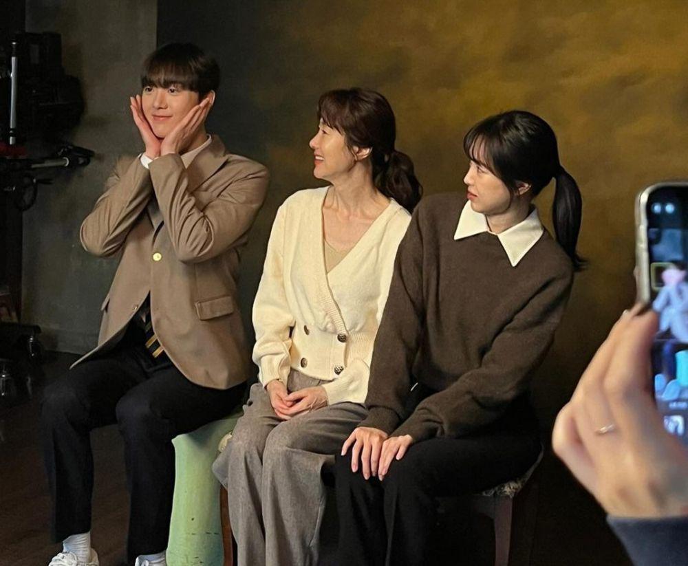 cuplikan drama Korea Romance in the House (instagram.com/marcellasne_)
