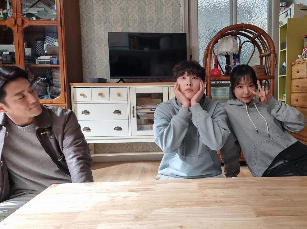 cuplikan drama Korea Romance in the House (instagram.com/marcellasne_)