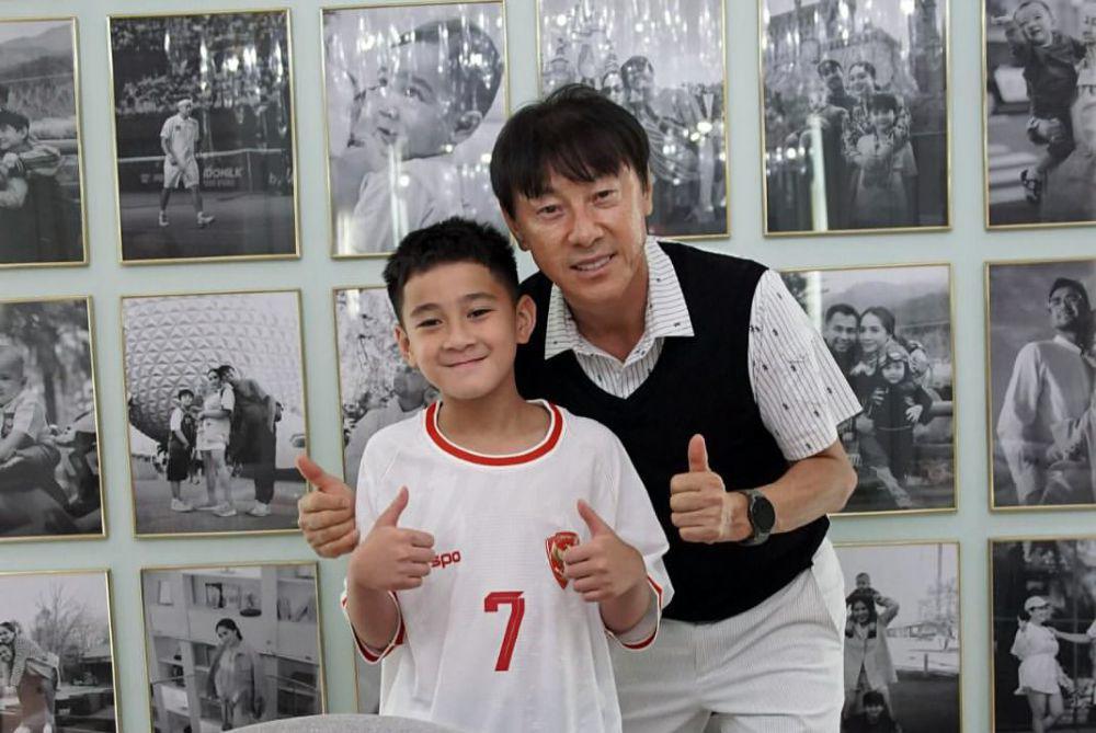 potret Shin Tae Yong ke rumah Raffi Ahmad (instagram.com/raffinagita1717)