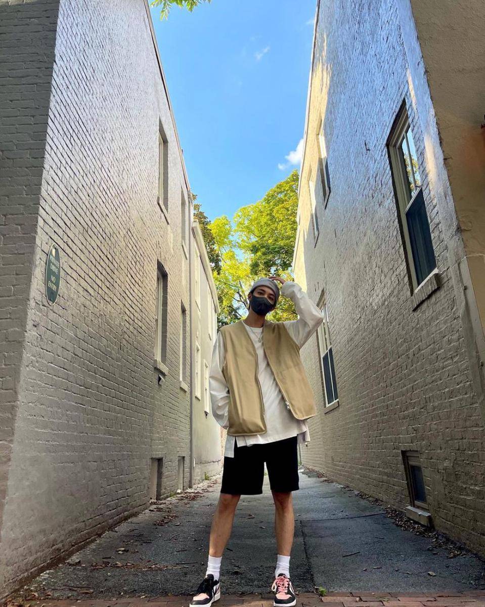 Potret Jeonghan SEVENTEEN (instagram.com/jeonghaniyoo_n)