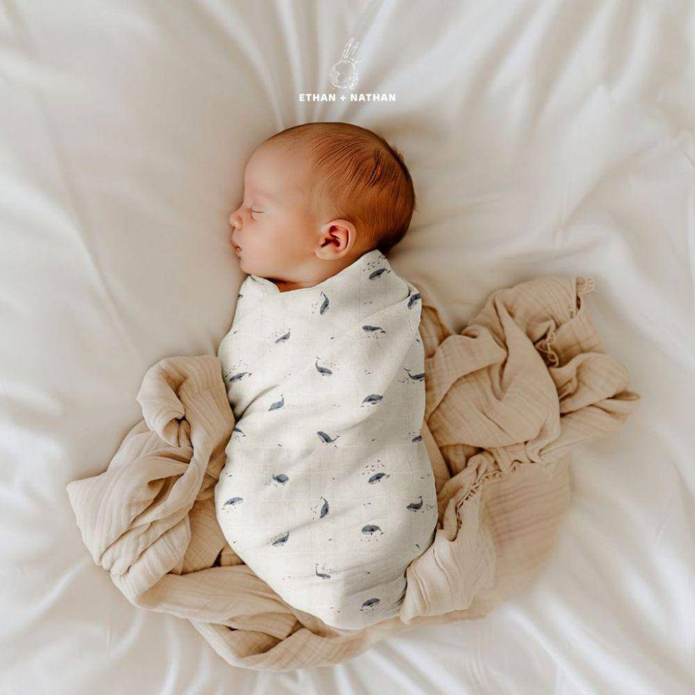 Ethan + Nathan Cotton Baby Swaddle Blanket (shopee.co.id/Ethan + Nathan Official Shop)