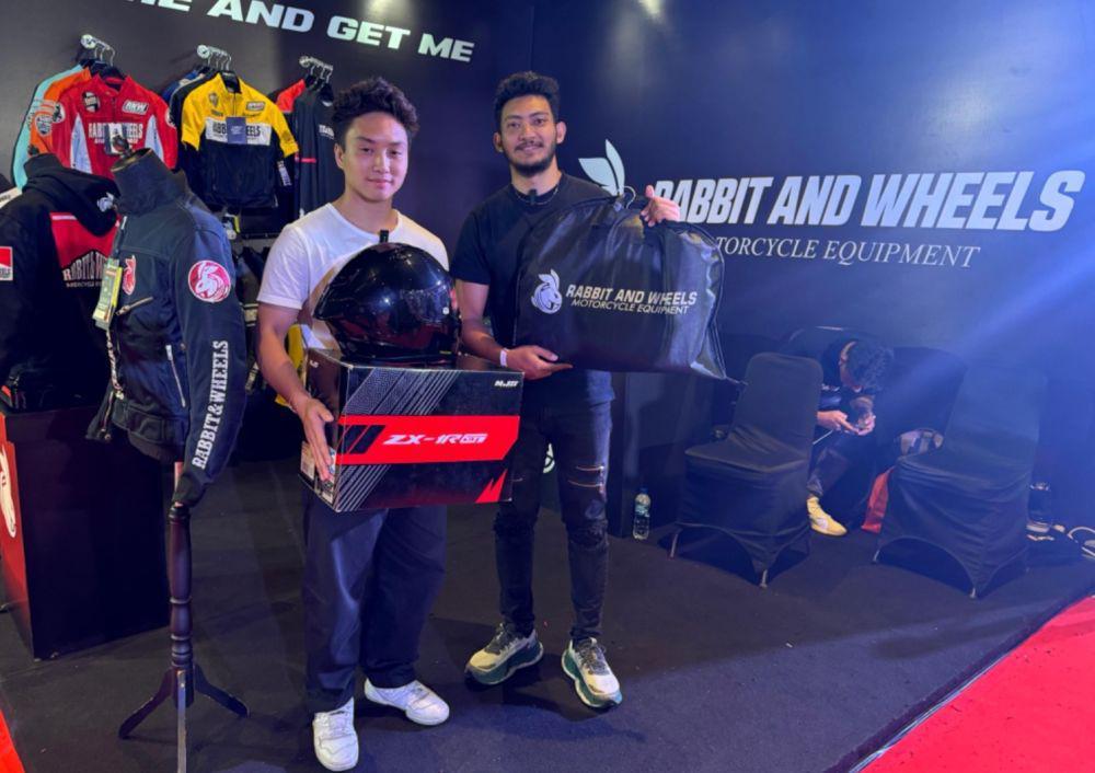 Rabbit And Wheels Ramaikan IMHAX 2024, Konsumen Dapat Helm Gratis