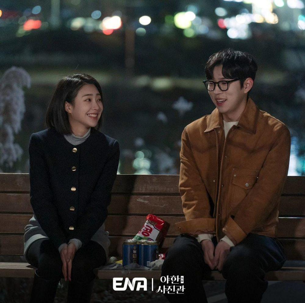 Lee Bom Sori dan Yoo In Soo di drama The Midnight Studio (instagram.com/channel.ena.d)