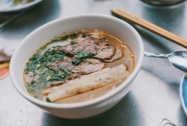 Resep Sop Ayam Pak Min Klaten yang Gurihnya Pas dan Bikin Candu