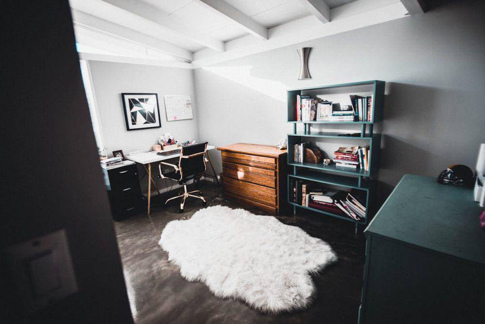ilustrasi tempat kerja di rumah(pexels.com/Spencer Selover)