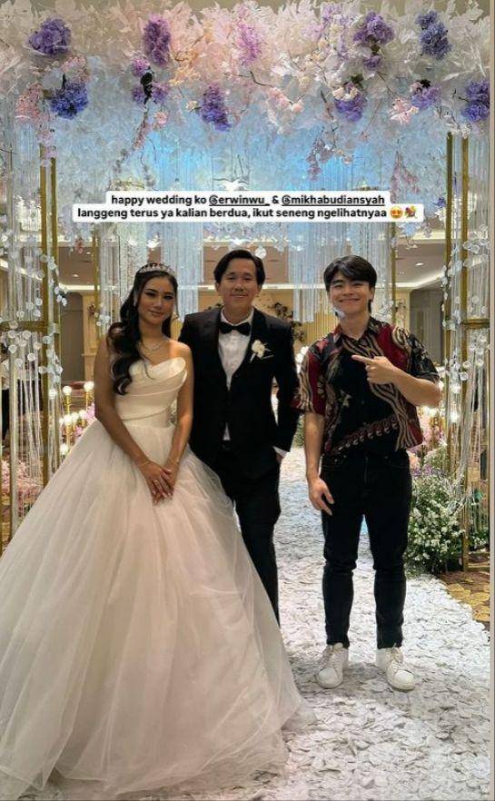 Deretan komika yang hadir di pernikahan Erwin wu (Instagram.com/steven_wongso)