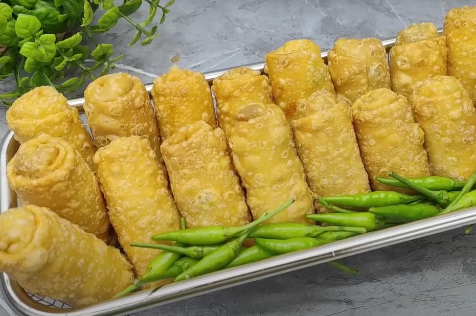 Resep Pastel Gulung Isian Ayam, Renyah dan Lezat!