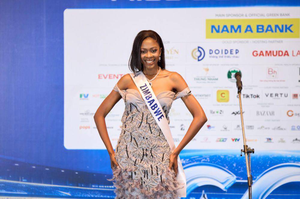 Finalis dari Afrika dan Oseania di Sashing Ceremony Miss Cosmo 2024 (Facebook.com/Miss Cosmo International)