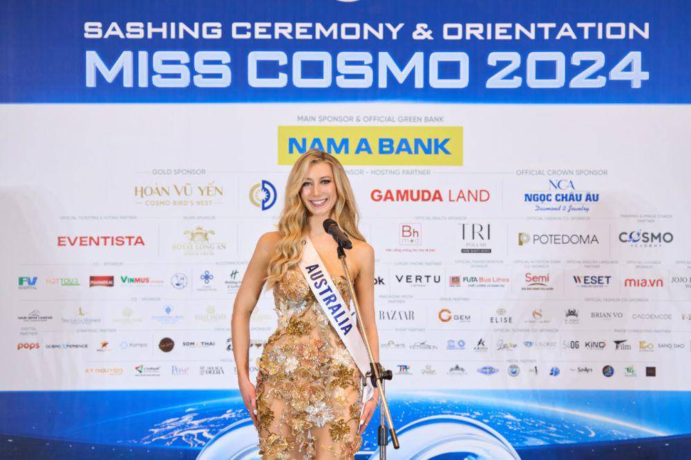 Finalis dari Afrika dan Oseania di Sashing Ceremony Miss Cosmo 2024 (Facebook.com/Miss Cosmo International)