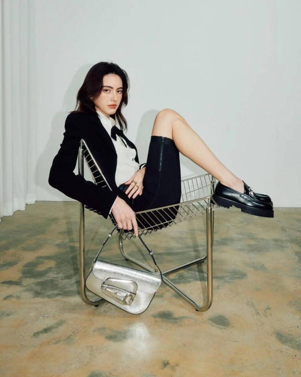 inspirasi edgy style ala Davika Hoorne (instagram.com/davikah)