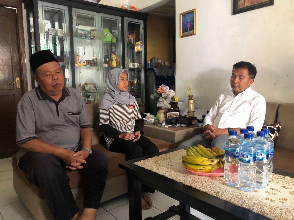 Pj Gubernur Jabar Sambangi Keluarga Korban TPPO yang Tewas di Kamboja