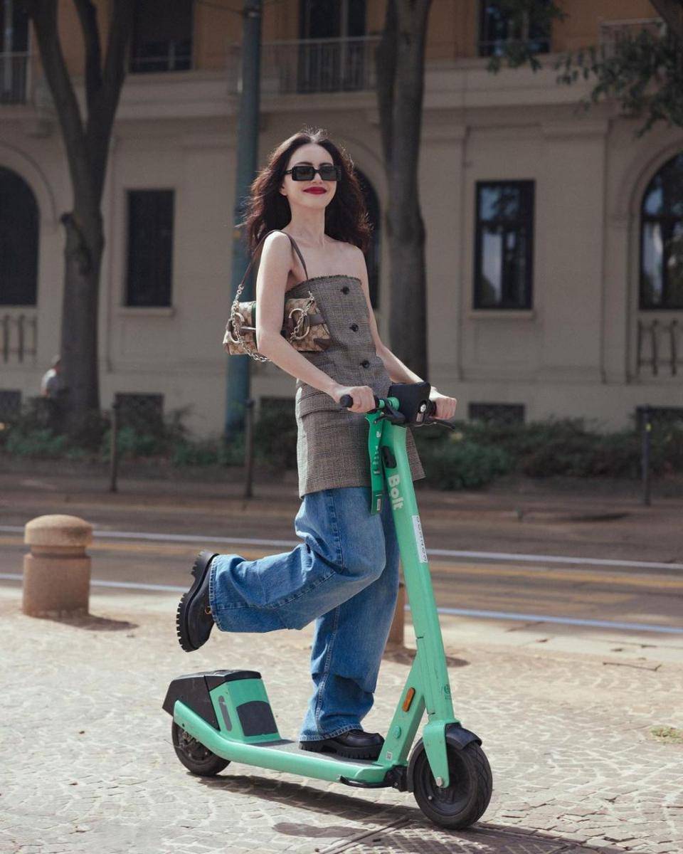 inspirasi edgy style ala Davika Hoorne (instagram.com/davikah)