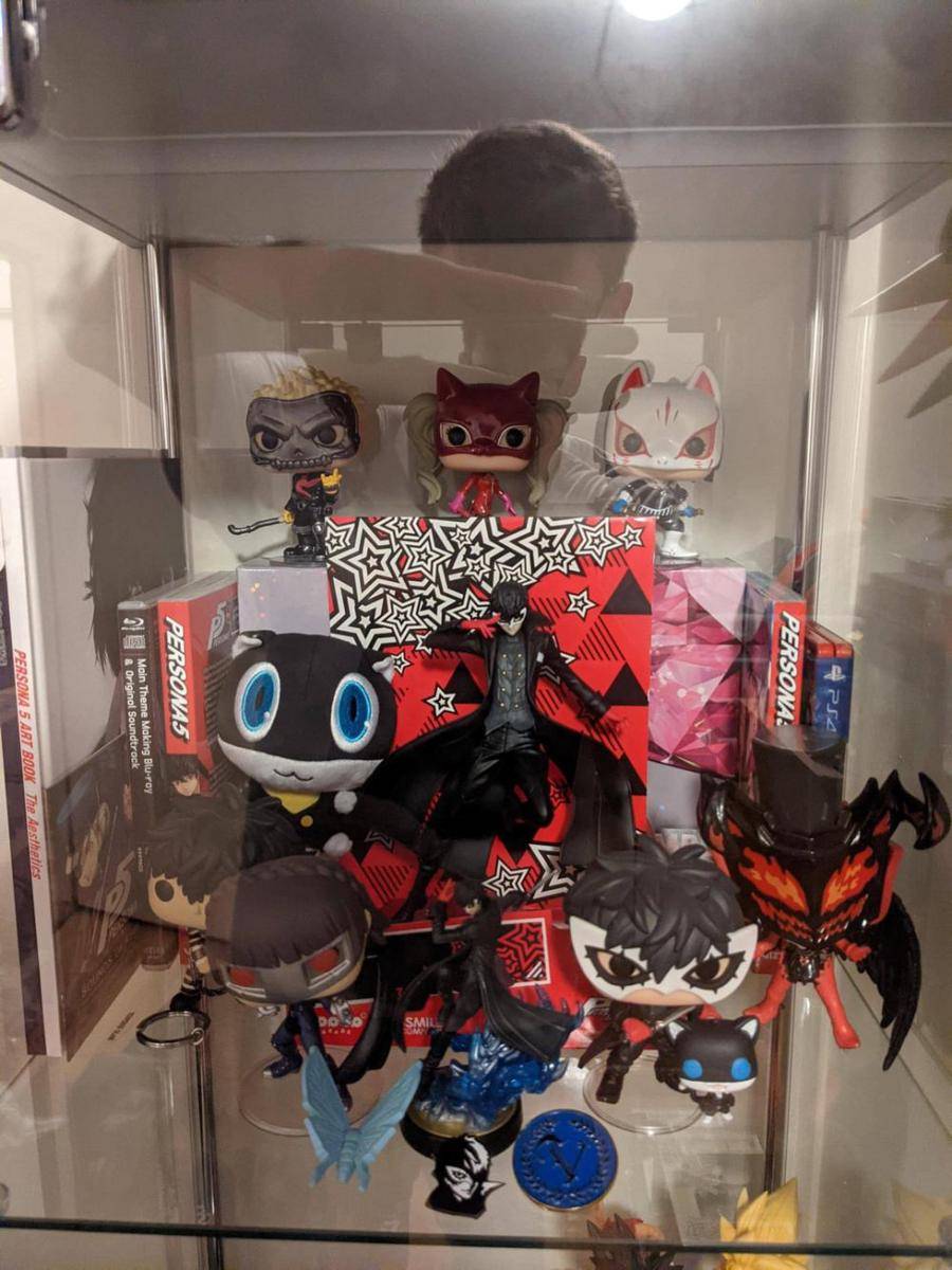 potret koleksi game Persona (reddit.com/user/TheRealBloodyAussie)