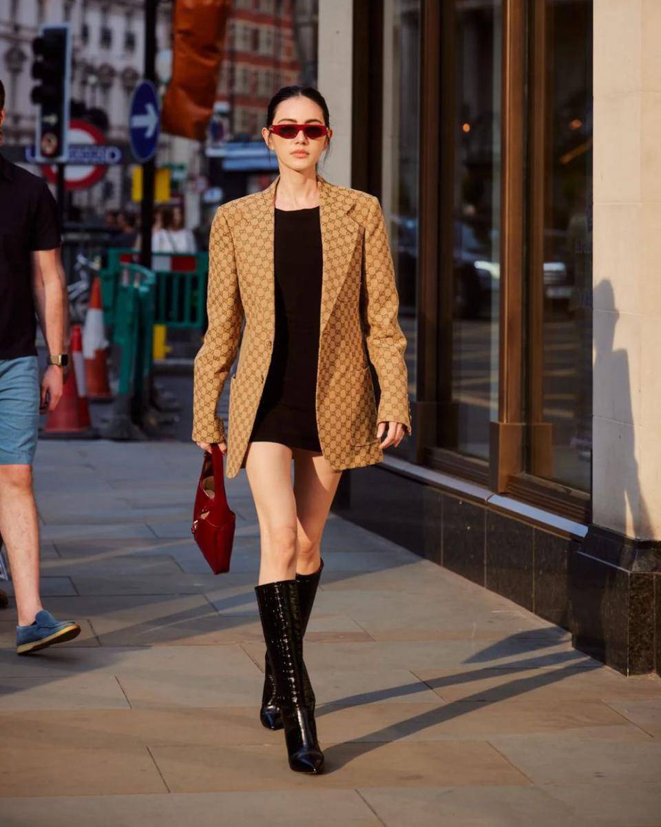 inspirasi edgy style ala Davika Hoorne (instagram.com/davikah)