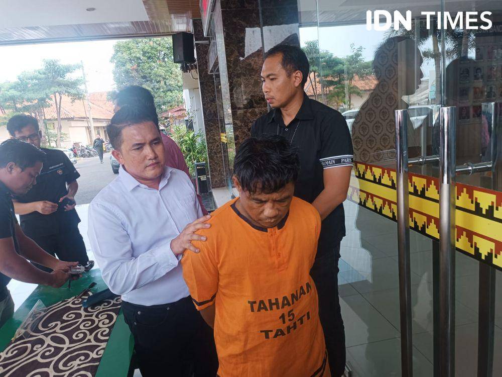 Konferensi pers penangkapan pelaku pencurian motor bersenjata api di wilayah Kota Bandar Lampung. (IDN Times/Tama Yudha Wiguna)?