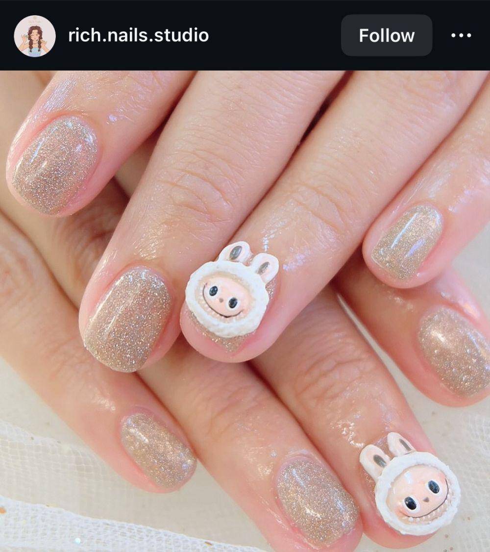 Ide Nail Art Labubu. (instagram.com/rich.nails.studio)