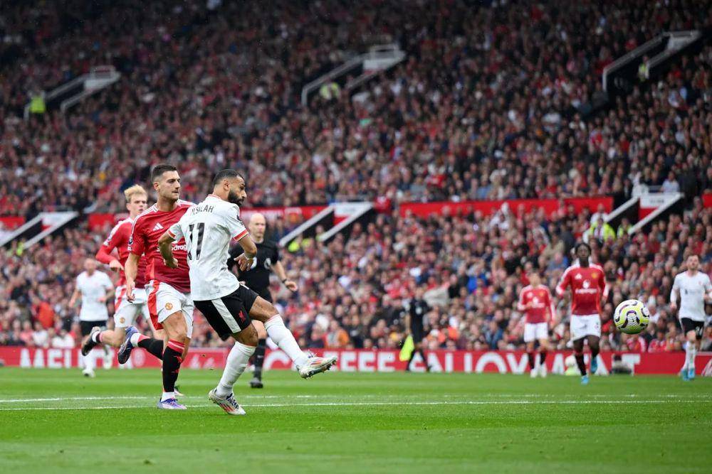 Liverpool melawan Manchester United di Premier League 2024/2025. (premierleague.com)