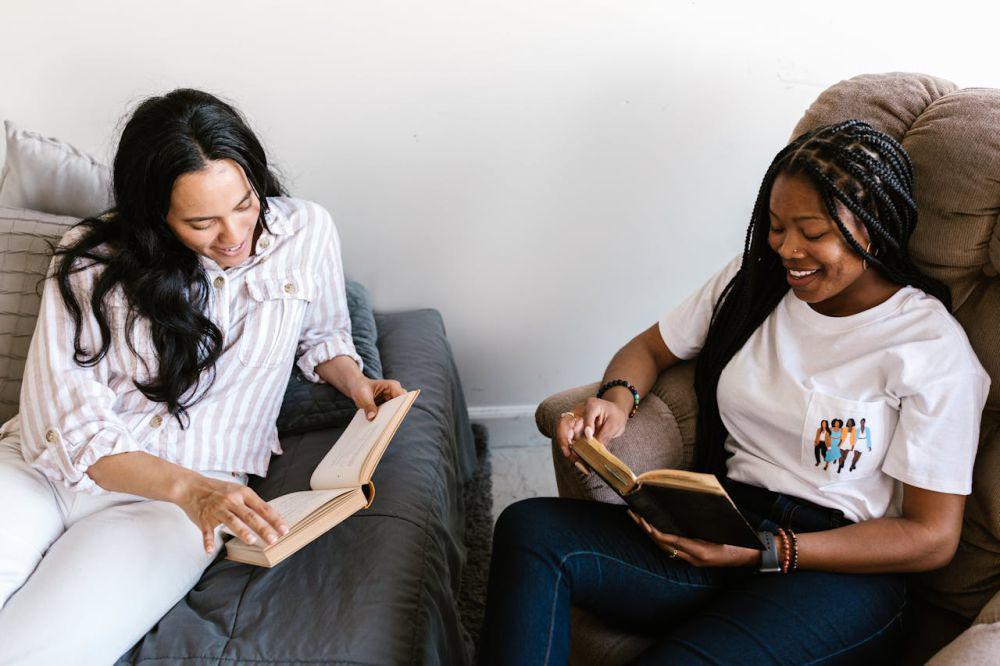 ilustrasi roommate (pexels.com/RDNE Stock project)