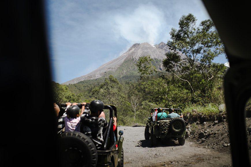 5 Tips Wisata Lava Tour Merapi, Mengelilingi Kaki Gunung dengan Jeep