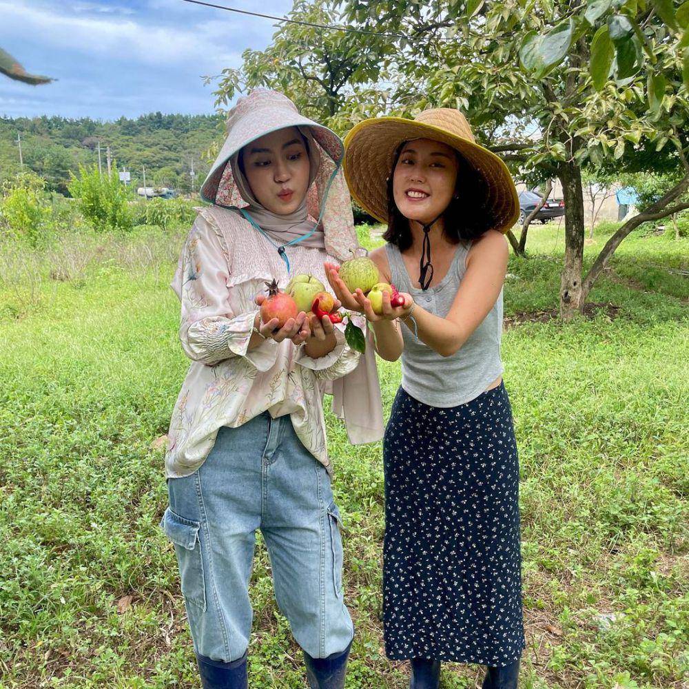 Xaviera belajar berkebun di Korea (instagram.com/xavieraaputri)
