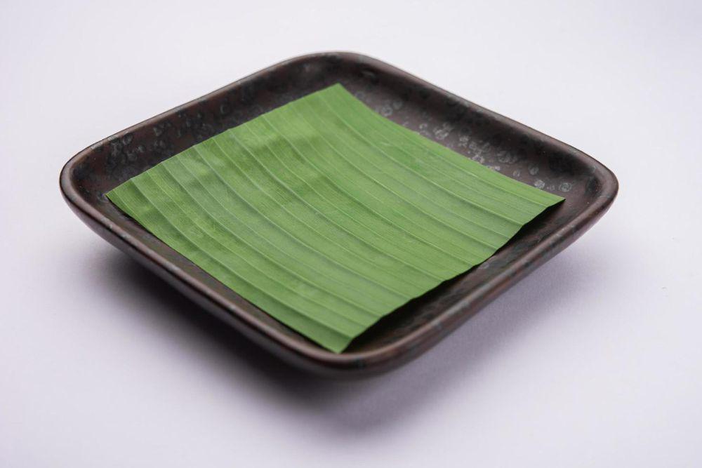 ilustrasi daun pisang (vecteezy.com/stockimagefactor)