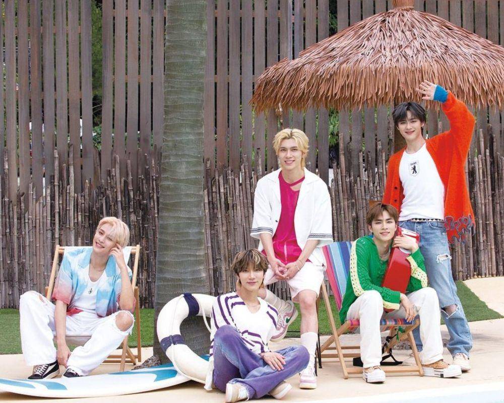 potret WayV untuk proyek Mnet MY ARTi FILM (instagram.com/mnet_official)