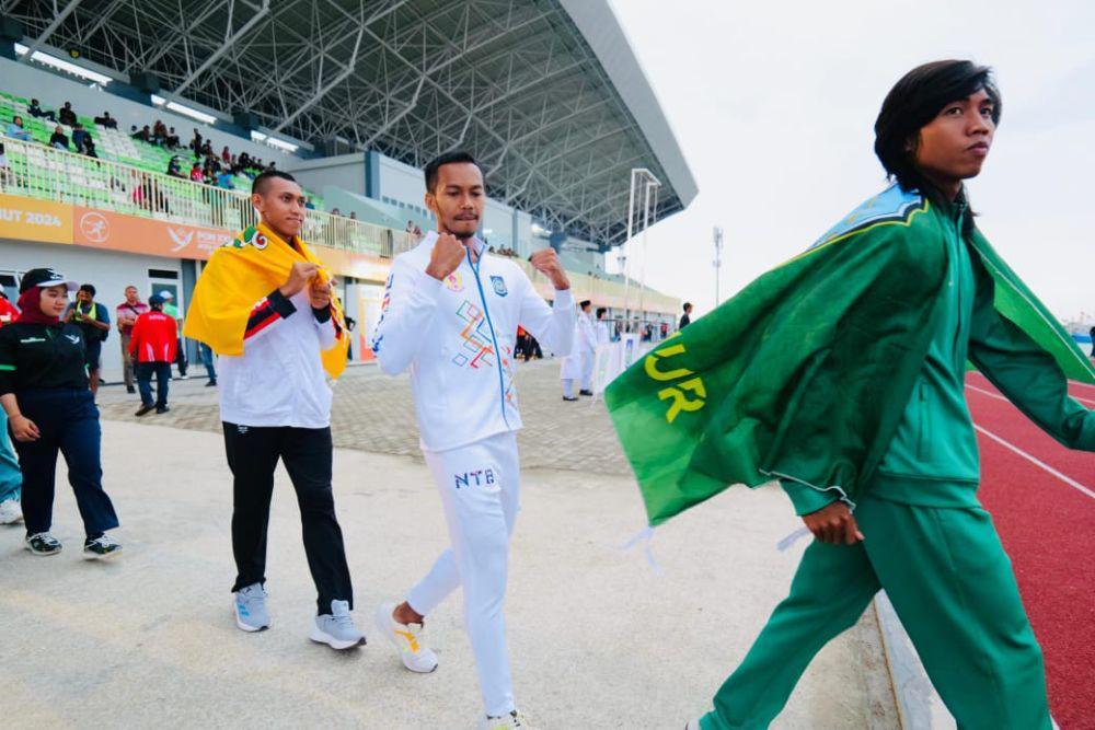 Atlet atletik NTB Sapwaturrahman kembali mempersembahkan medali emas untuk NTB di PON Aceh-Sumut 2024. (dok. KONI NTB)