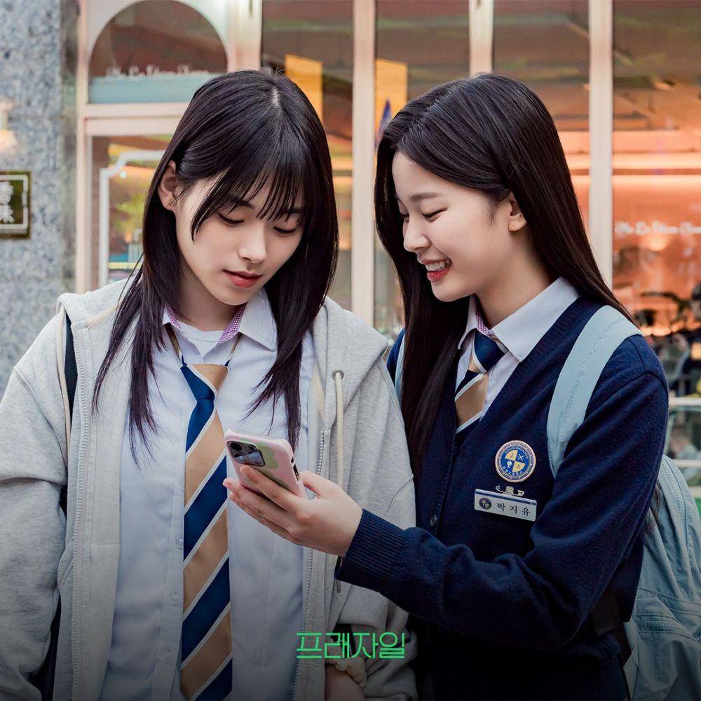 Still cut drama Korea Fragile (Instagram.com/xplusu.series)