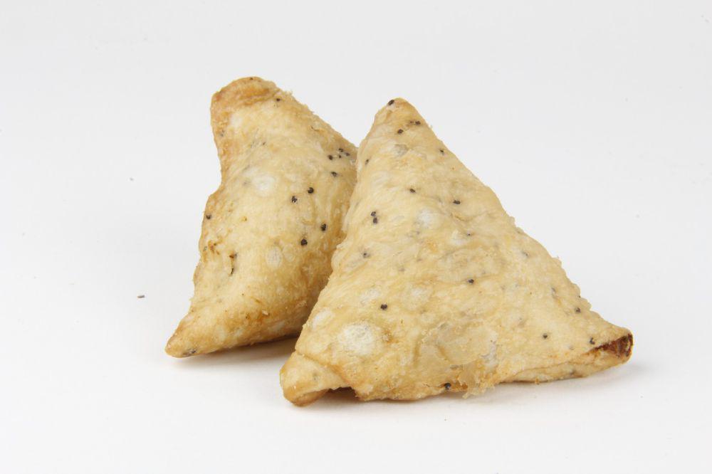 Resep Samosa Kentang Keju, Ide Camilan Praktis untuk Waktu Senggang