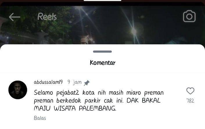 Viral video juru parkir di BKB Palembang setop paksa wisatawan Bengkulu (Tangkapan layar akun instagram @oypalembang)