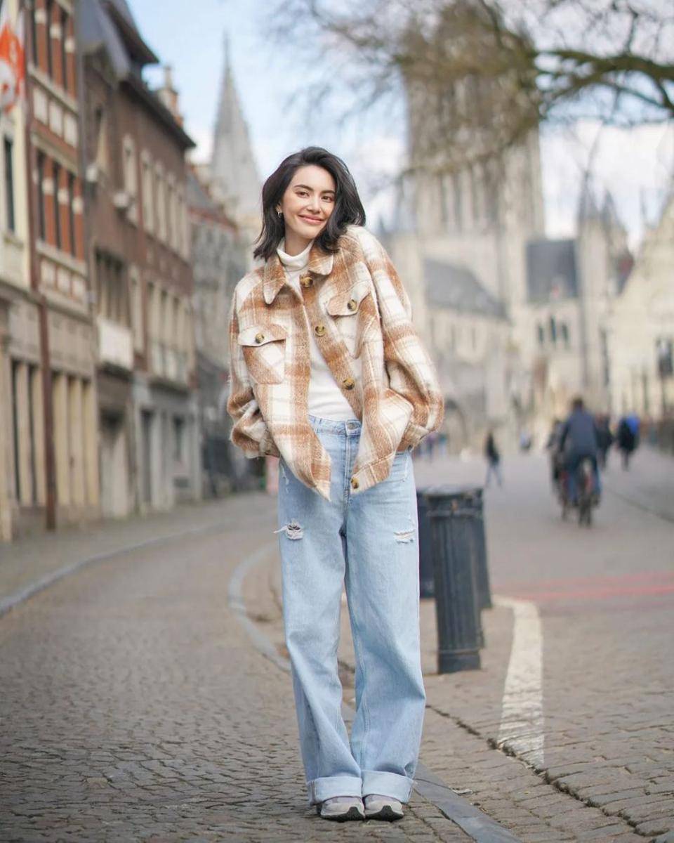 ide layering style ala Davika Hoorne (instagram.com/davikah)