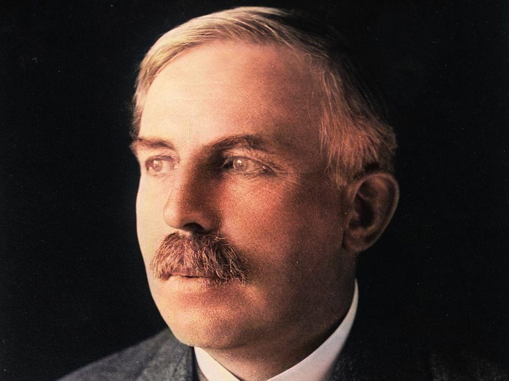 Ernest Rutherford (commons.wikimedia.org/https://pixel17.com)