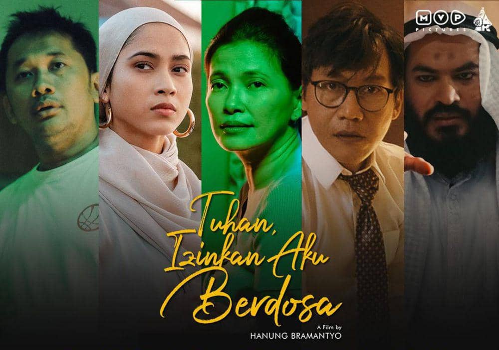 potret Hanung Bramantyo dengan jajaran cast film Tuhan, Izinkan Aku Berdosa. (instagram.com/mvppictures_id)