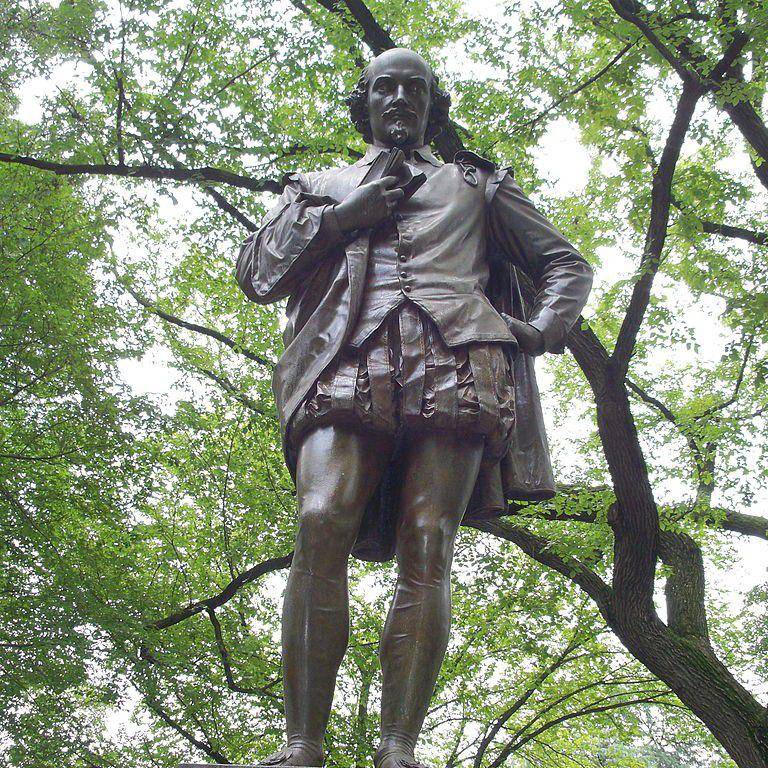 Patung William Shakespeare di "Literary Walk" di Central Park, Manhattan, NYC, Amerika Serikat. (commons.wikimedia.org/Ahodges7)