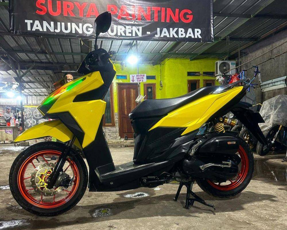 ilustrasi motor hasil repaint bengkel Surya Painting 18 (instagram.com/suryapainting18)