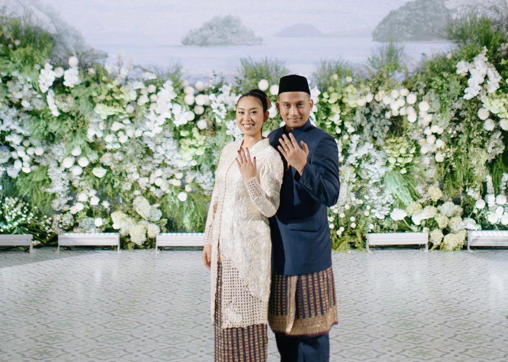 7 Potret Pertunangan Sekar Anak Akbar Tandjung, Khidmat!