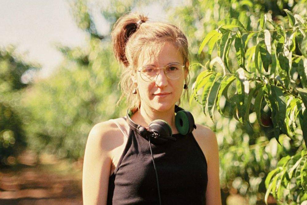 Carla Simon di set film Alcarras (dok. MUBI/Alcarras)