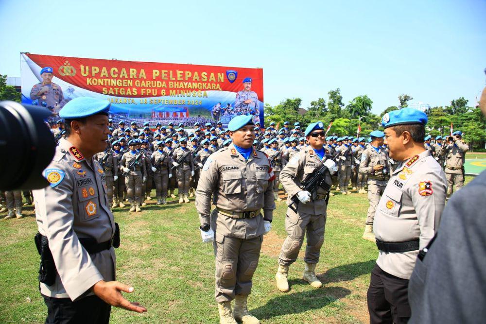 Upacara pelepasan kontingen Garuda Bhayangkara Satuan Tugas Formed Police Unit (FPU) 6 MINUSCA di lapangan Bhayangkara Mabes Polri, Jakarta, Rabu (18/9/2024). (dok. Humas Polri)