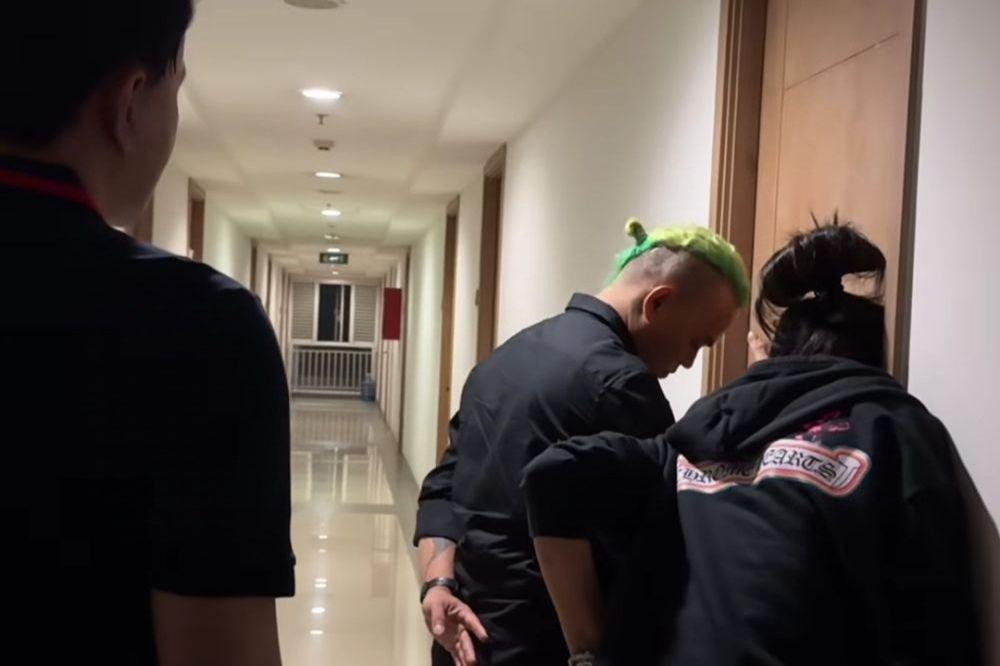 Nikita Mirzani Jemput Lolly ke Apartemen untuk Divisum
