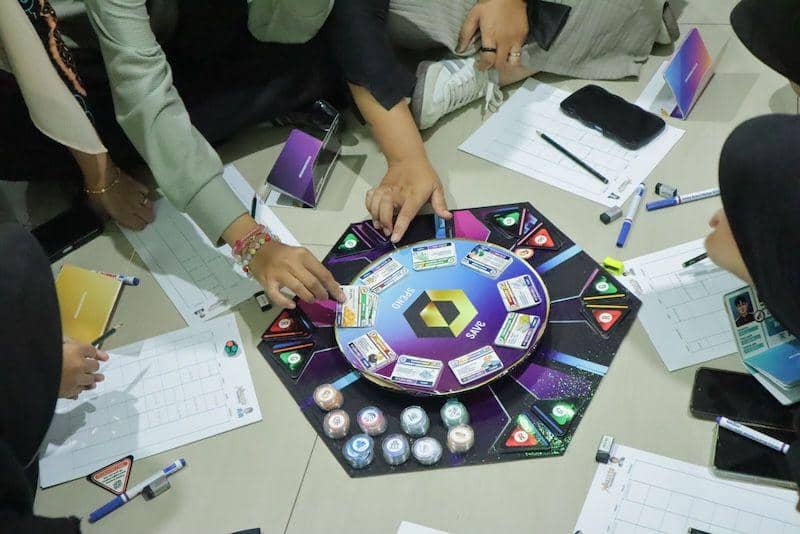 Tim Dosen Program Studi Desain Komunikasi Visual (DKV) Institut Teknologi Sumatera (Itera) merancang board game simulasi bernama Wallet Warrior (dok/officialitera)