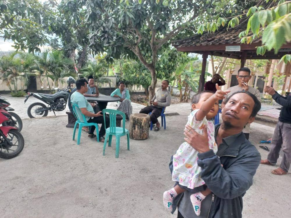 Korban penculikan setelah diamankan di Mapolsek sakra barat (Humas Polres Lotim)