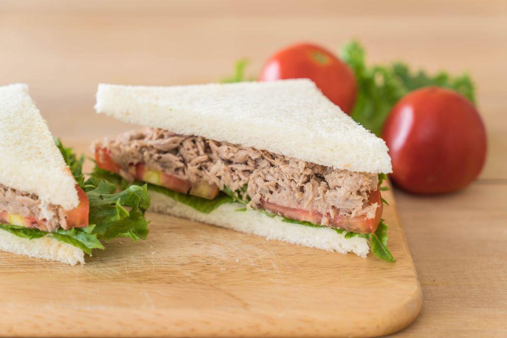 Resep Sandwich Tuna untuk Bekal Anak ke Sekolah yang Praktis