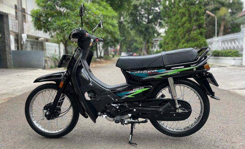 Honda Astrea Grand (dok. instagram.com/ducks.garage)