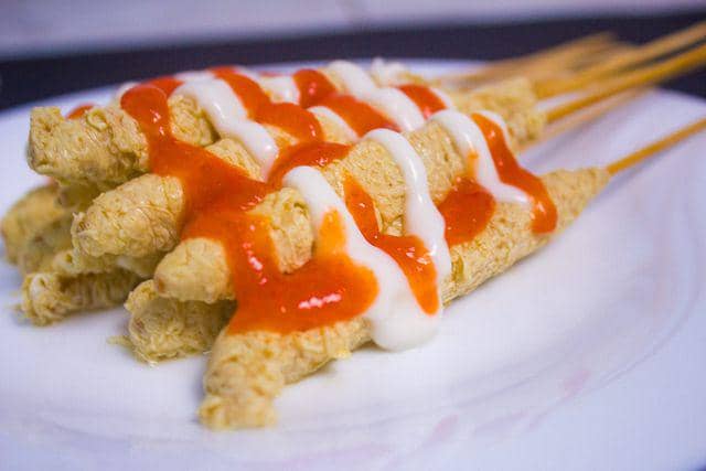 ilustrasi bihun telur gulung (vecteezy.com/Khoidir .)