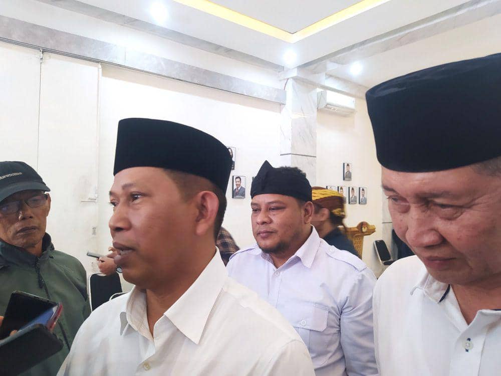 Pasangan Bakal Calon Bupati dan Wakil Bupati Bandung Barat, Sundaya-Asep Ilyas. (Bangkit Rizki/IDN Times)