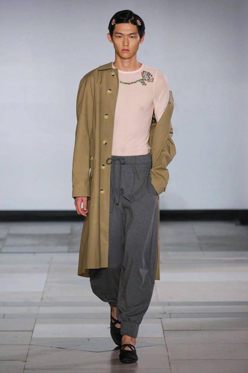 Simone Rocha S/S '25 di London Fashion Week 2024 (dok. Simone Rocha)