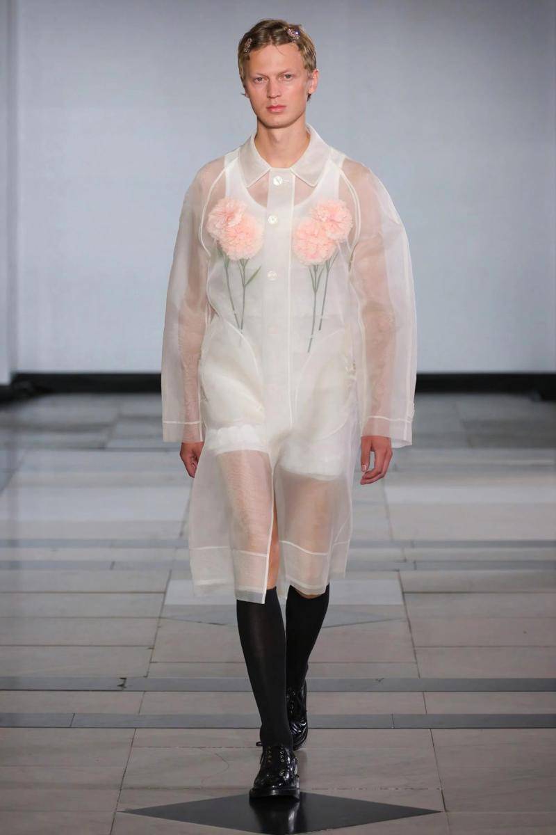 Simone Rocha S/S '25 di London Fashion Week 2024 (dok. Simone Rocha)
