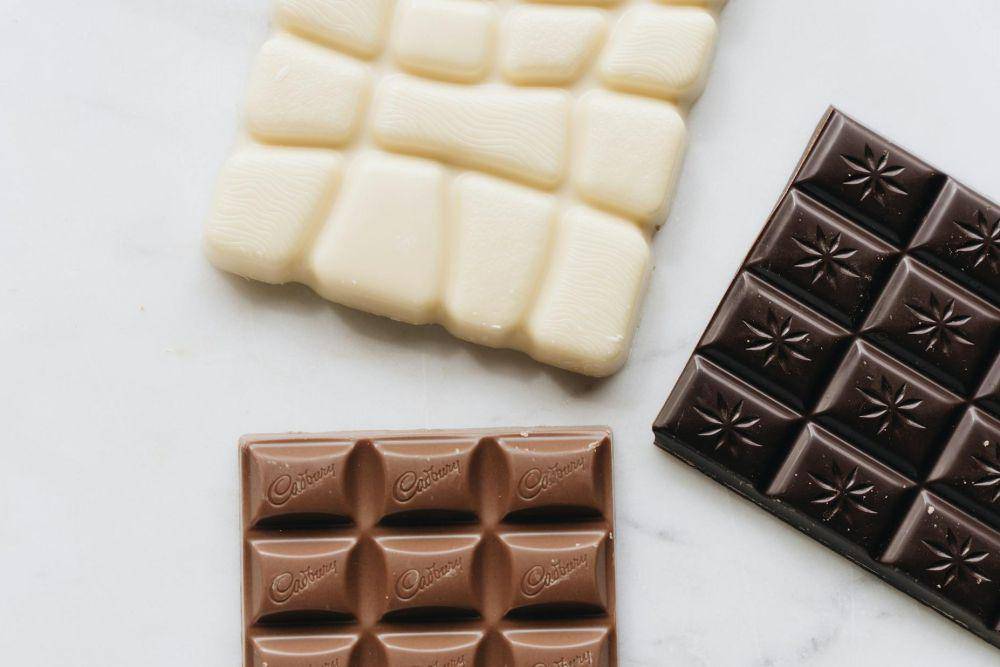 ilustrasi macam-macam cokelat (pexels.com/alleksana)