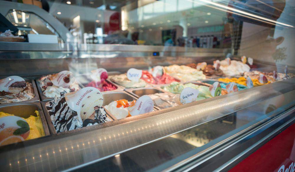 Gelato Store Showcase (pexels.com/@goumbik)