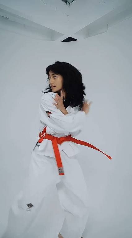 Sintya Marisca saat taekwondo (instagram.com/sintyamarisca)